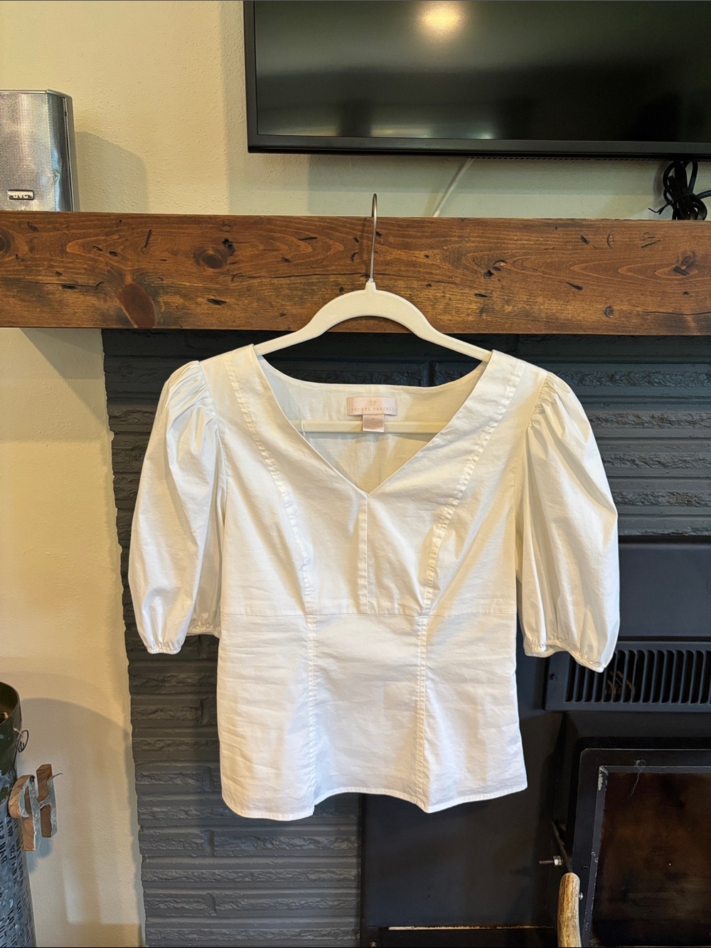 Rachel Parcell Cream V-Neck Puff-Sleeve Blouse